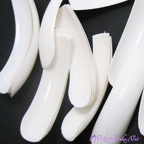 Бели дълги удължители за ноктопластика